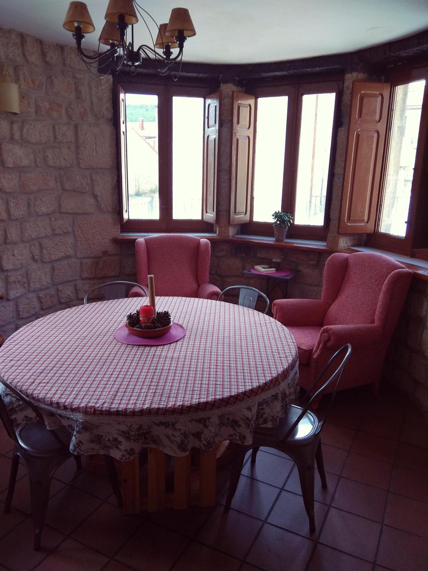 Rural Del Médico Mini-hôtel Regumiel de la Sierra